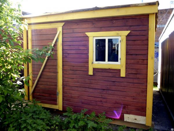 Деревянная бытовка для дачи БТС-03 «Мини» 3, 00х2, 30х2, 30 м